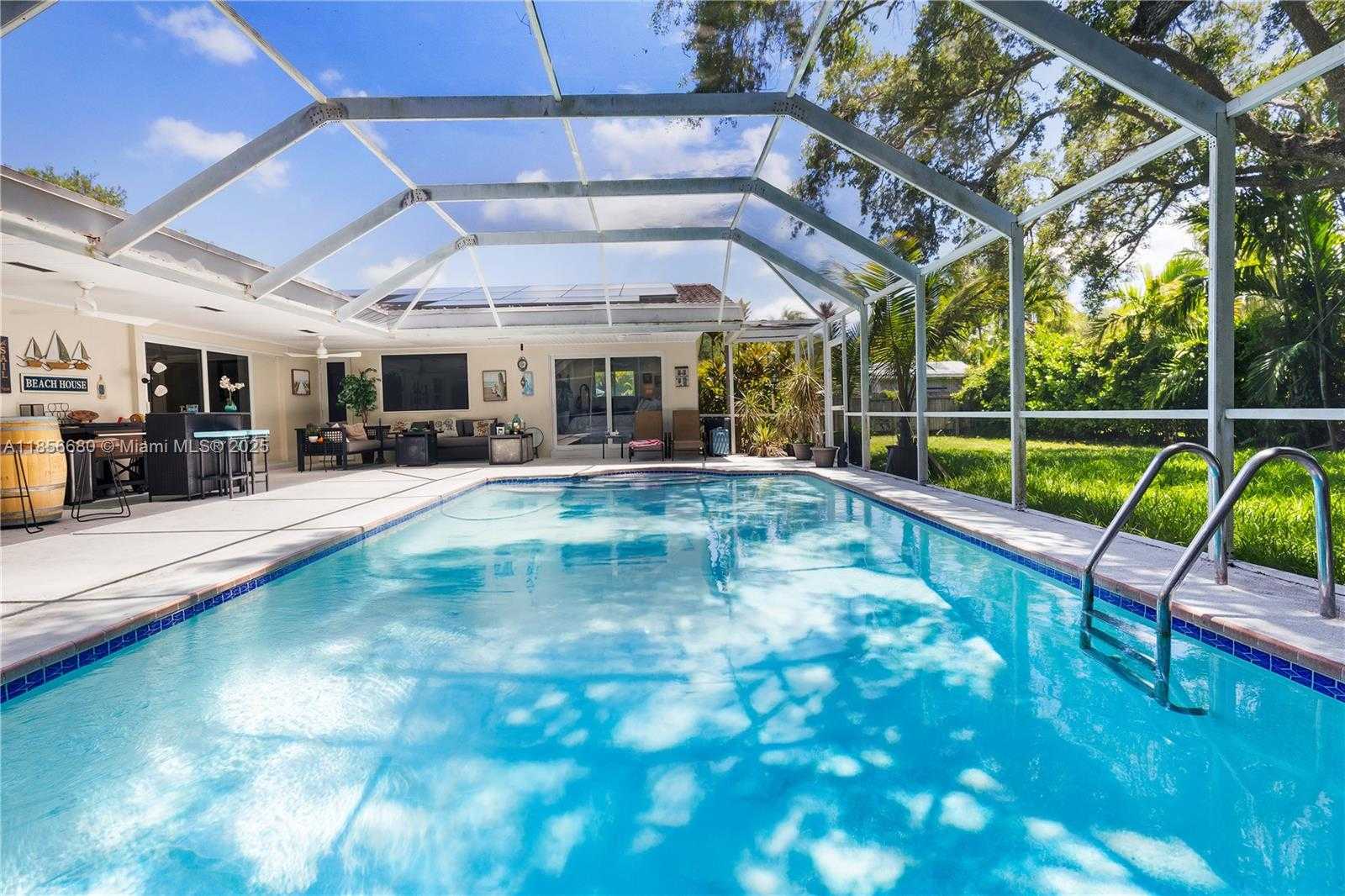 Small Image of 16400 SOUTH WEST 80TH AVE, Palmetto Bay Number 43