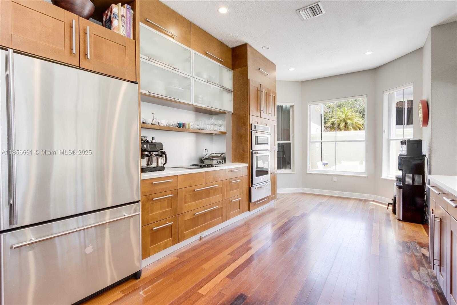 Small Image of 1467 MARINER WAY, Hollywood Number 10