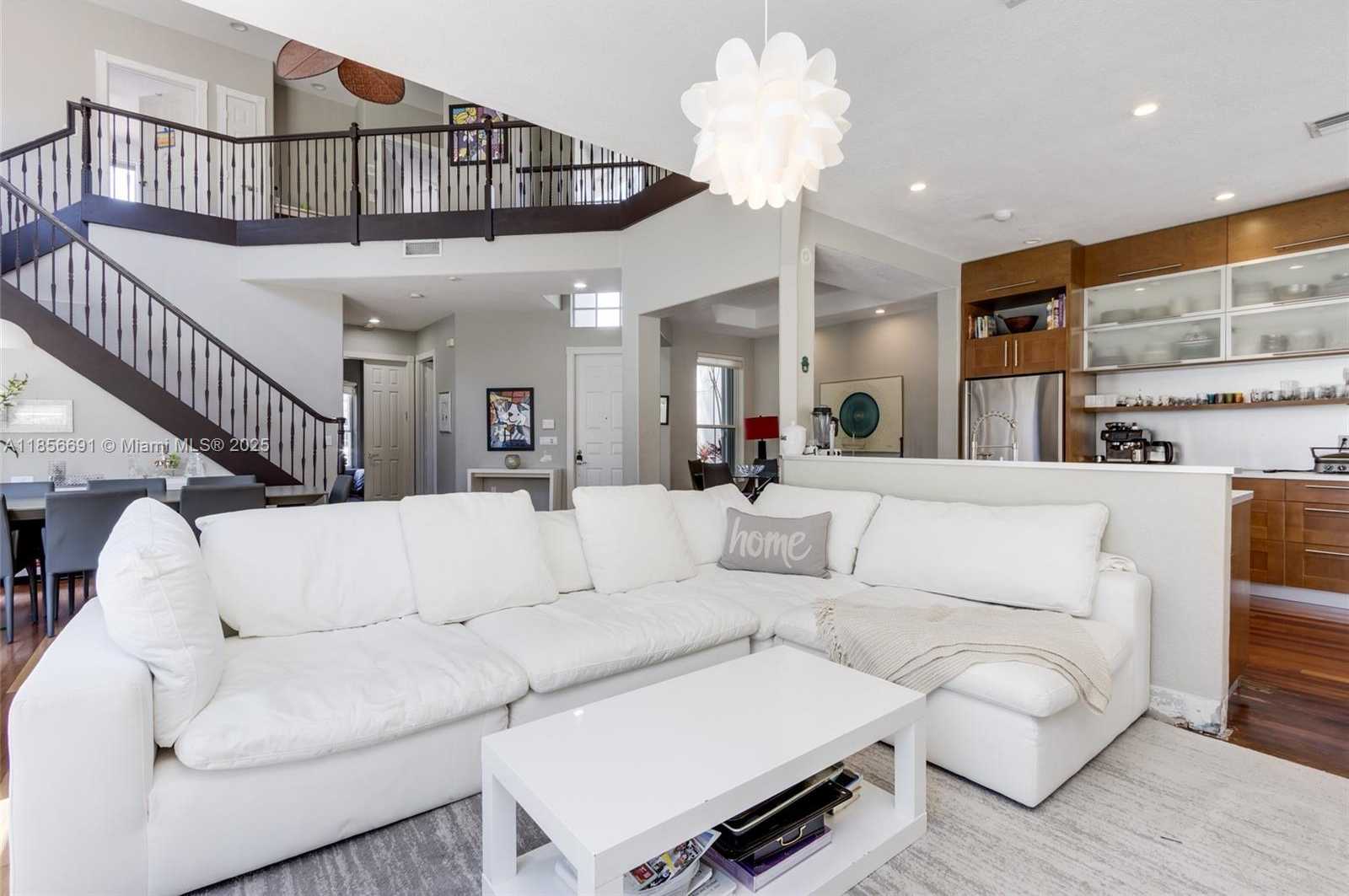 Small Image of 1467 MARINER WAY, Hollywood Number 13