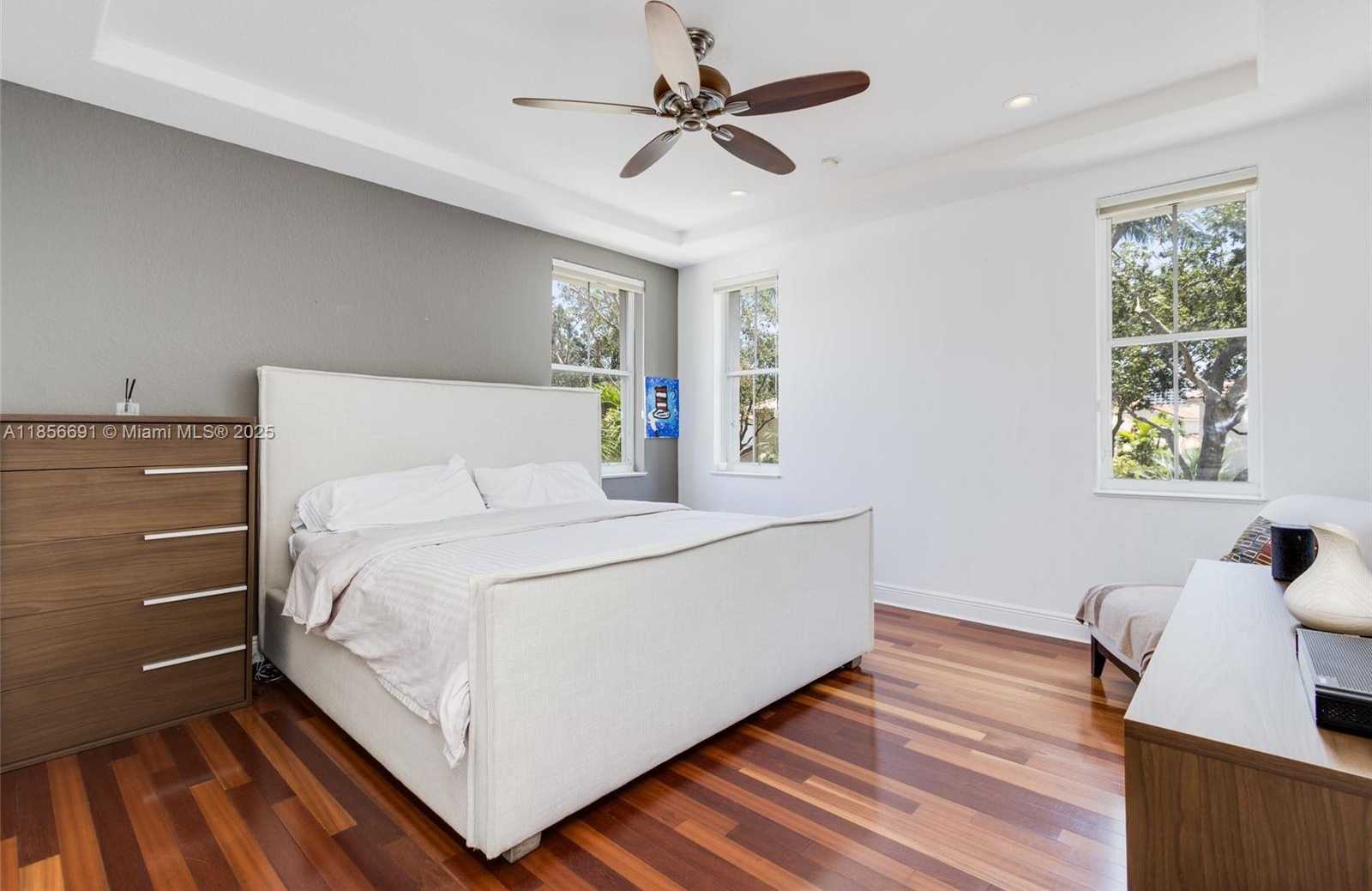Small Image of 1467 MARINER WAY, Hollywood Number 22