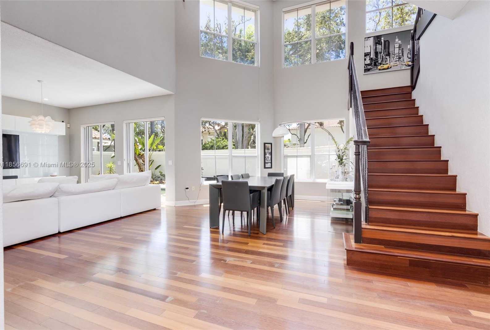 Small Image of 1467 MARINER WAY, Hollywood Number 6