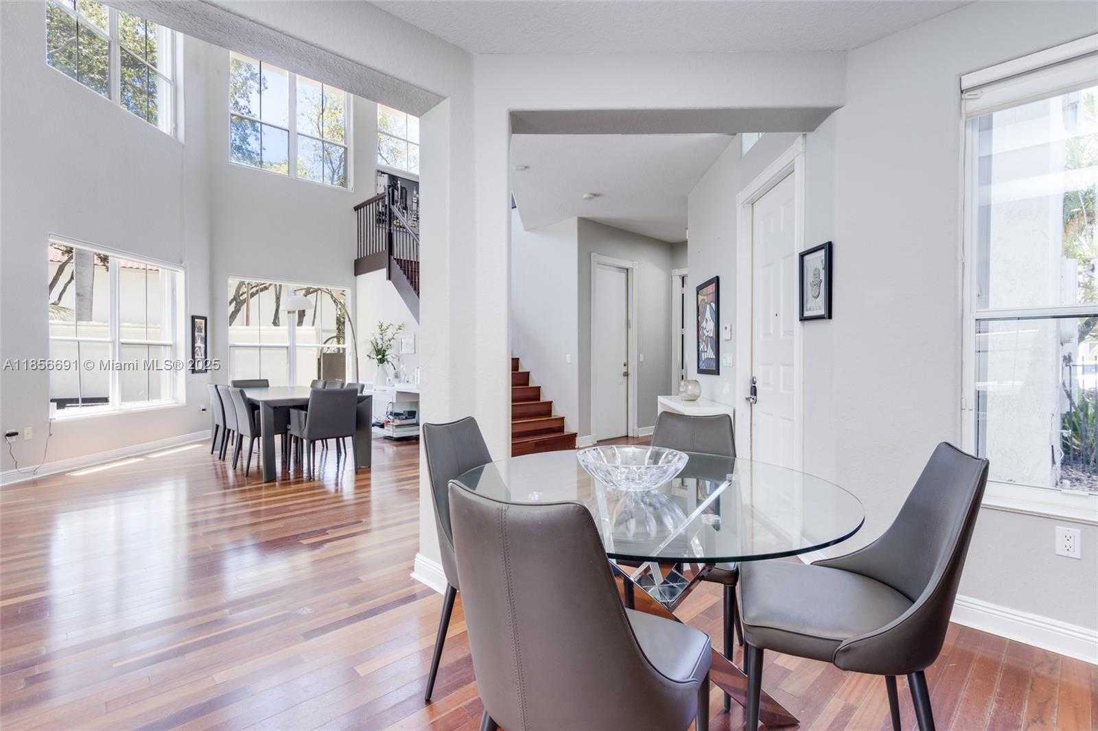 Small Image of 1467 MARINER WAY, Hollywood Number 8