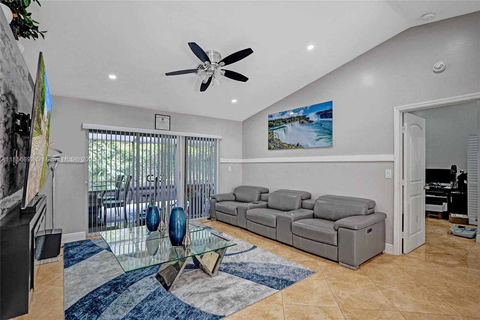 Small Image of 5540 NORTH WEST 40TH TER, Coconut Creek Number 11