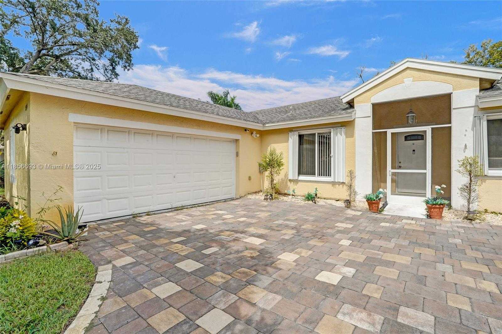Small Image of 5540 NORTH WEST 40TH TER, Coconut Creek Number 37