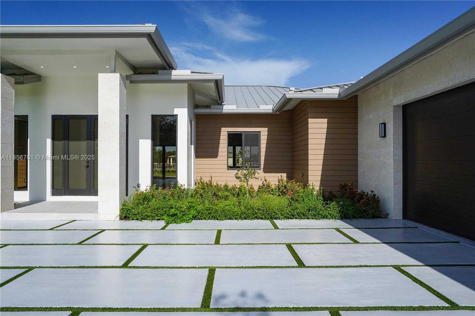 Small Image of 27510 SOUTH WEST 170TH AVE, Homestead Number 14
