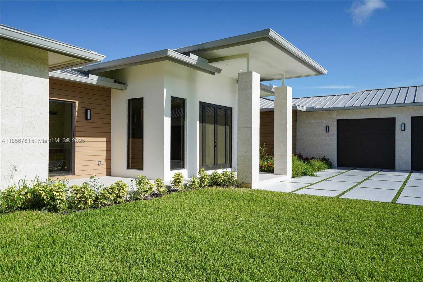 Small Image of 27510 SOUTH WEST 170TH AVE, Homestead Number 2