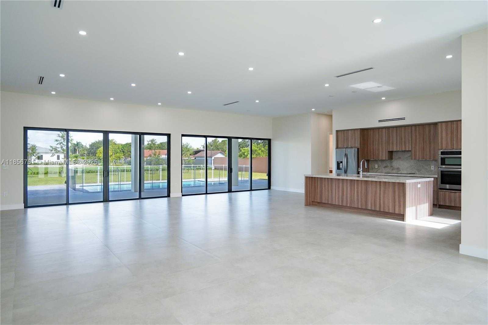 Small Image of 27510 SOUTH WEST 170TH AVE, Homestead Number 44