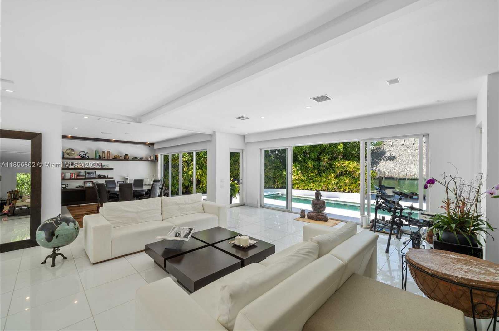 Small Image of 3220 CHASE AVE, Miami Beach Number 24