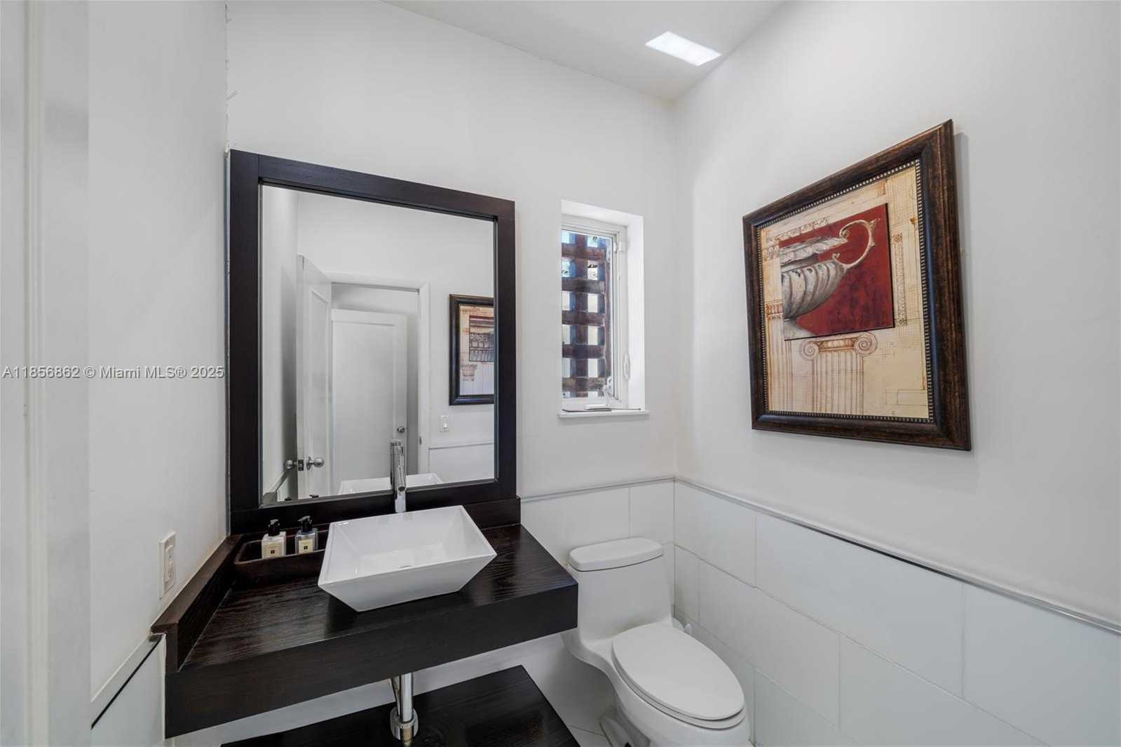 Small Image of 3220 CHASE AVE, Miami Beach Number 31