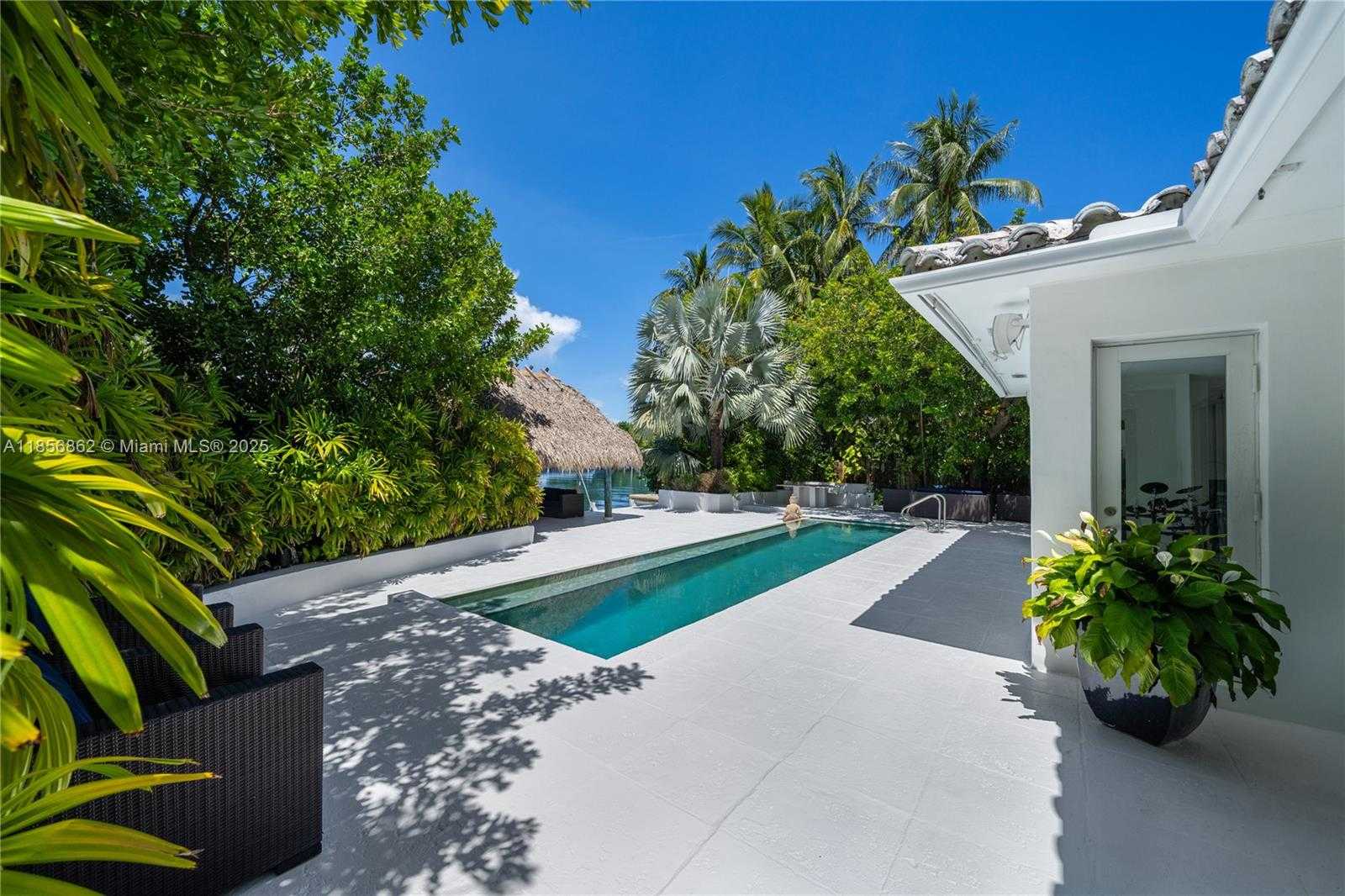 Small Image of 3220 CHASE AVE, Miami Beach Number 33