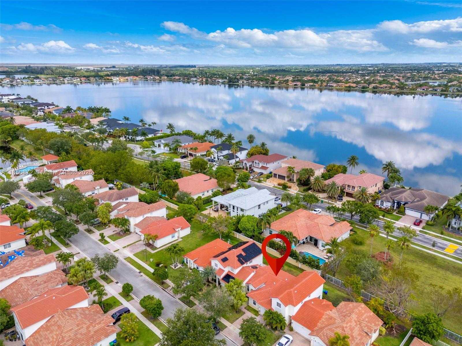 Small Image of 18801 SOUTH WEST 25TH CT, Miramar Number 14
