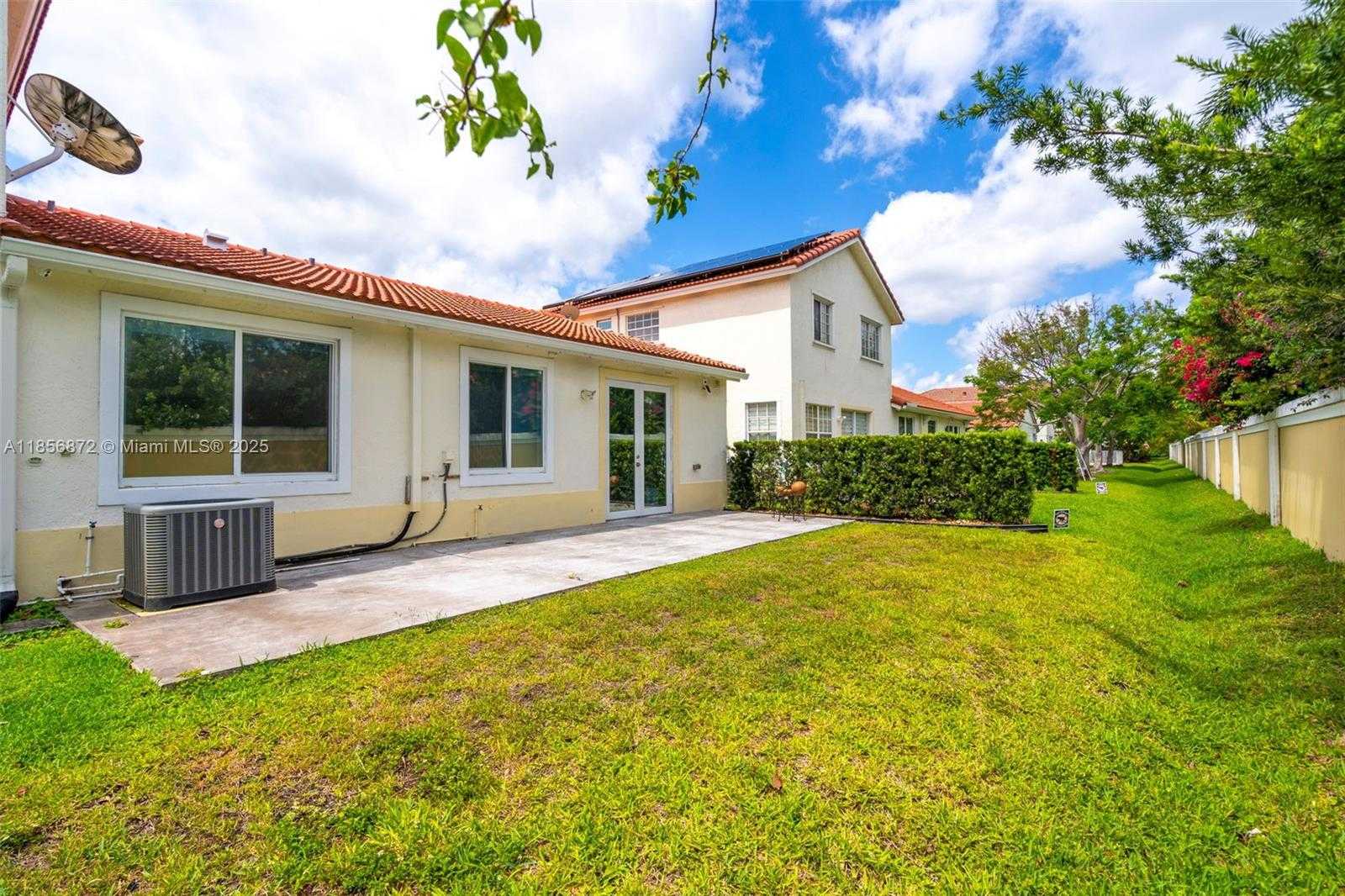 Small Image of 18801 SOUTH WEST 25TH CT, Miramar Number 15