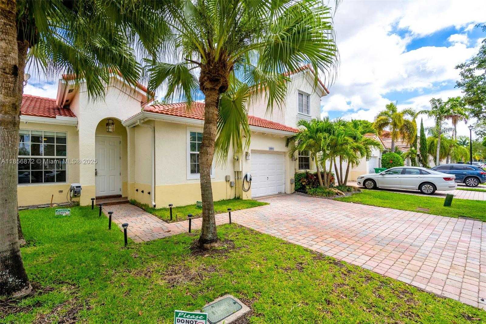 Small Image of 18801 SOUTH WEST 25TH CT, Miramar Number 40