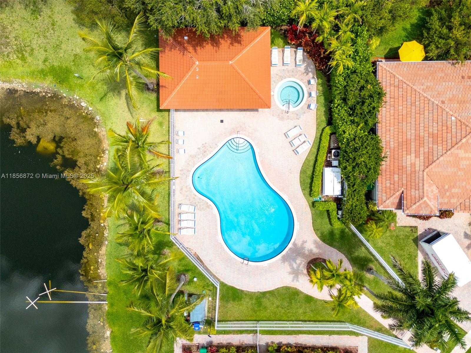 Small Image of 18801 SOUTH WEST 25TH CT, Miramar Number 9