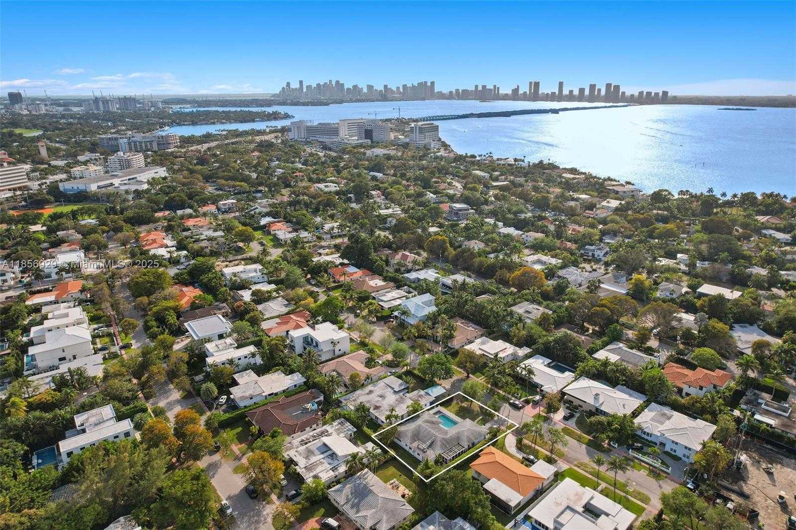 Small Image of 4525 NORTH JEFFERSON AVE, Miami Beach Number 4