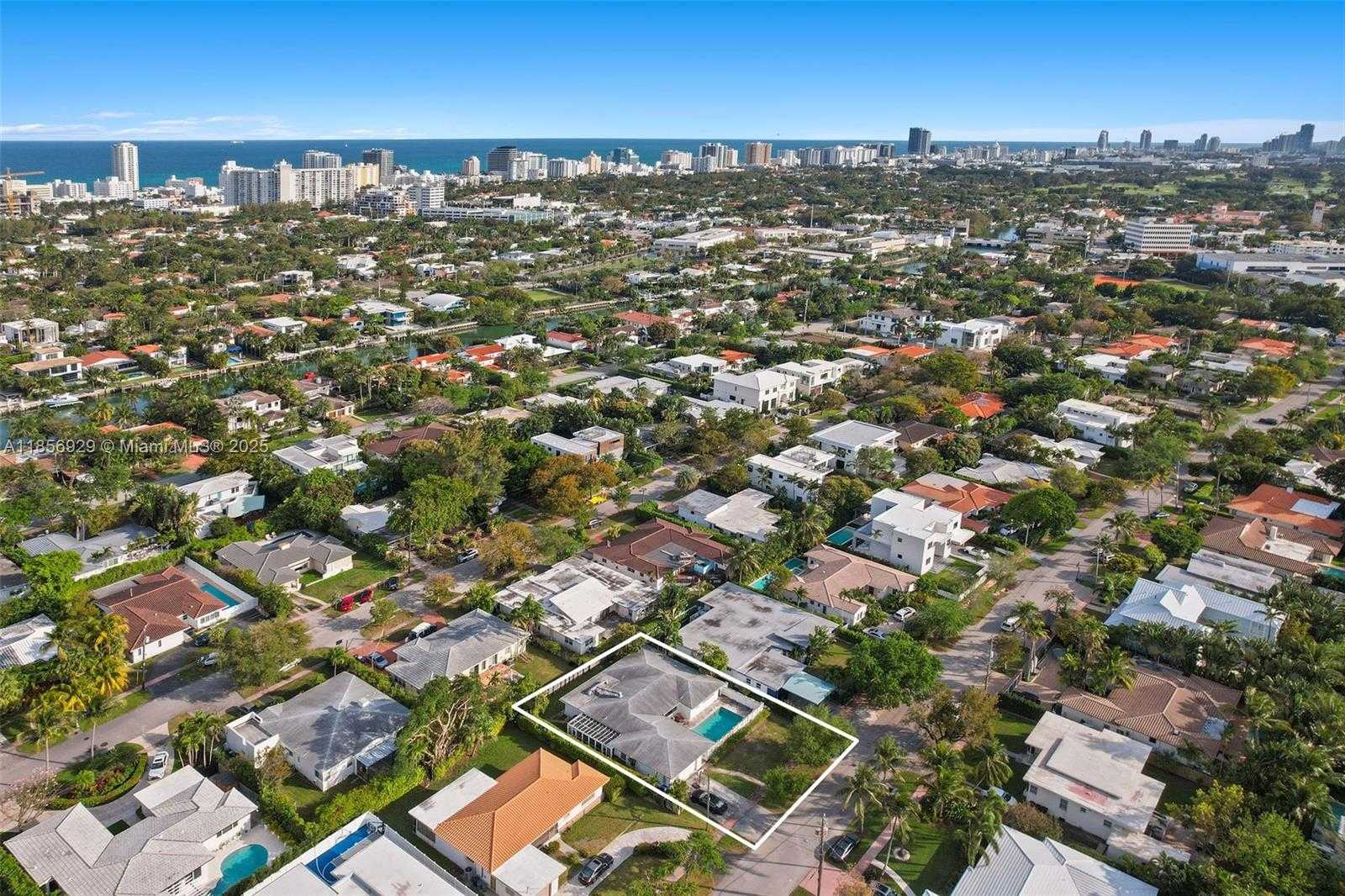 Small Image of 4525 NORTH JEFFERSON AVE, Miami Beach Number 6