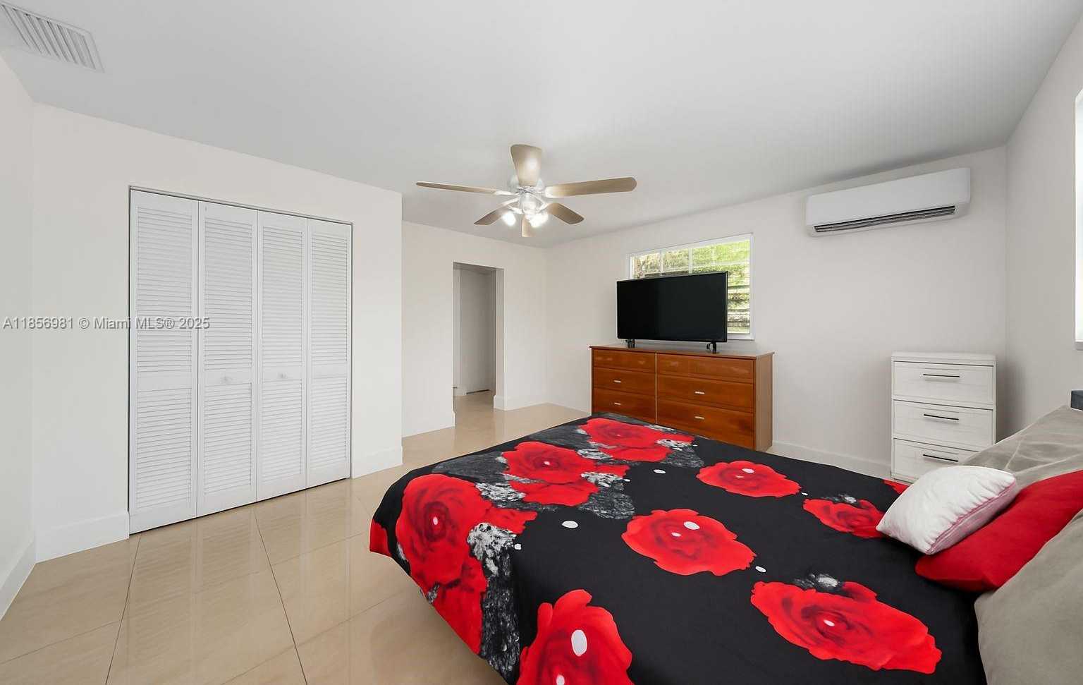 Small Image of 19781 SOUTH WEST 122ND AVE, Miami Number 19