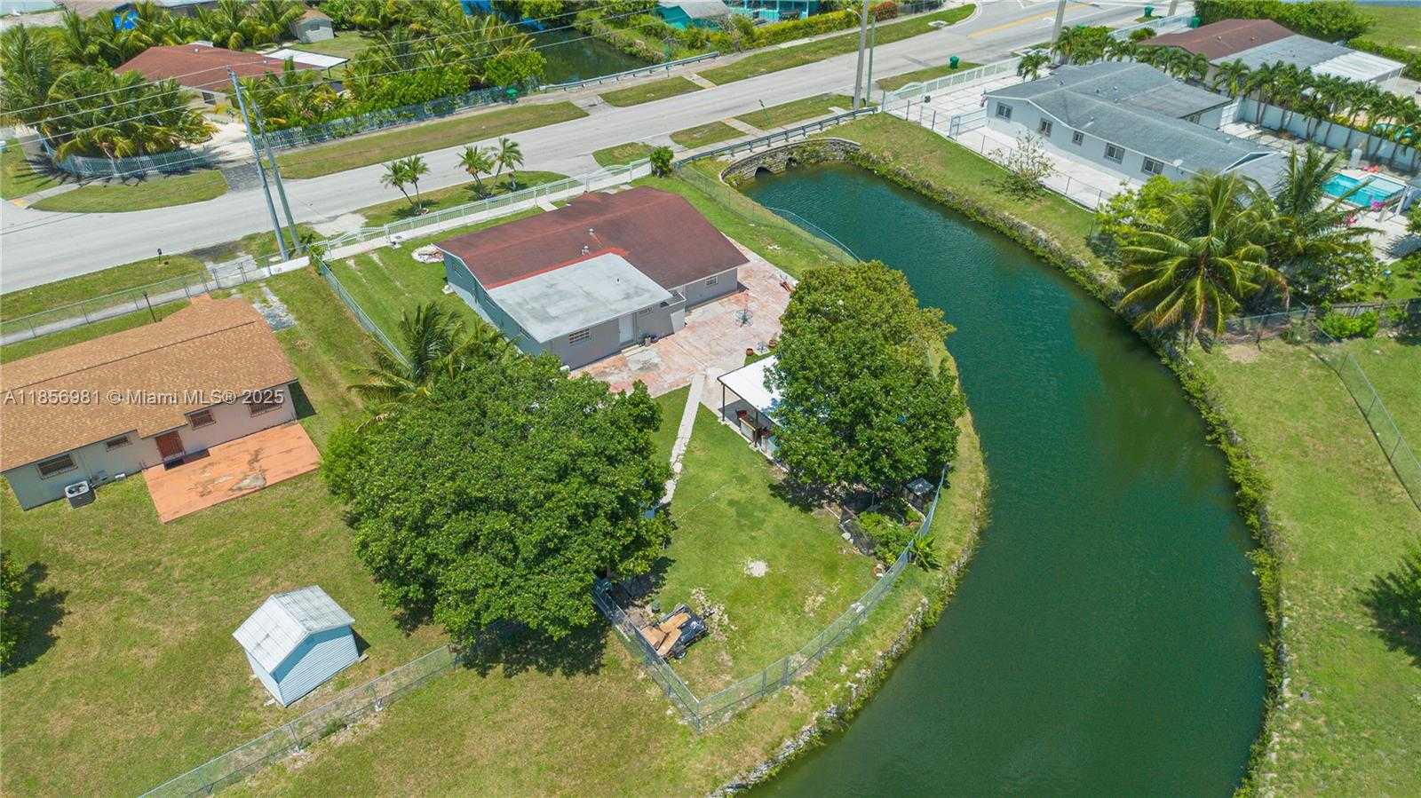 Small Image of 19781 SOUTH WEST 122ND AVE, Miami Number 6