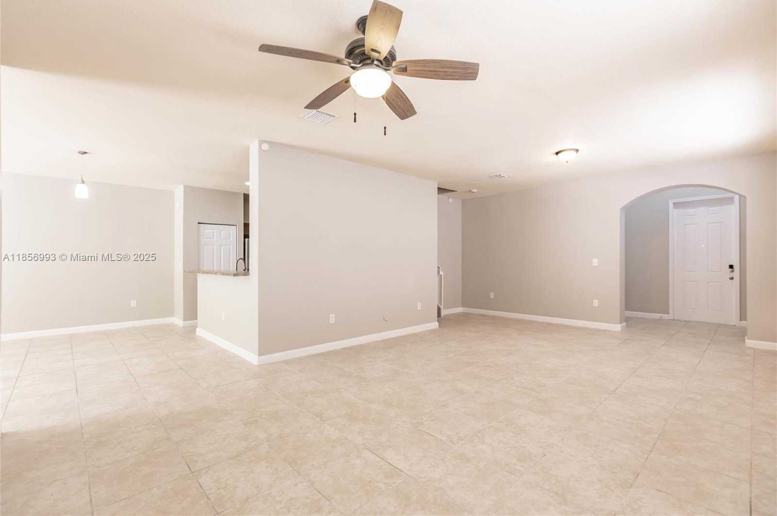 Small Image of 9108 SOUTH WEST 227TH LN, Cutler Bay Number 10