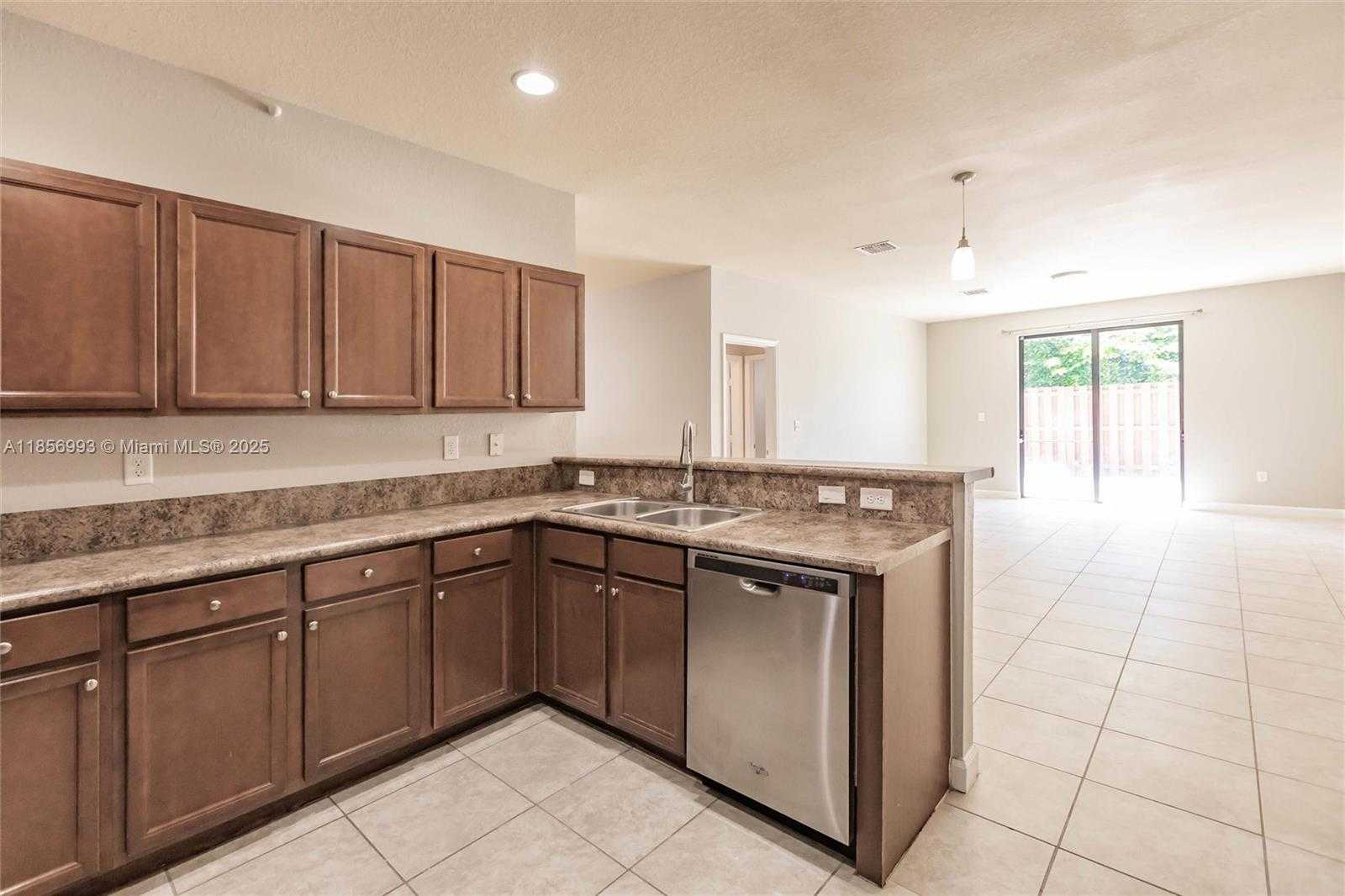 Small Image of 9108 SOUTH WEST 227TH LN, Cutler Bay Number 13