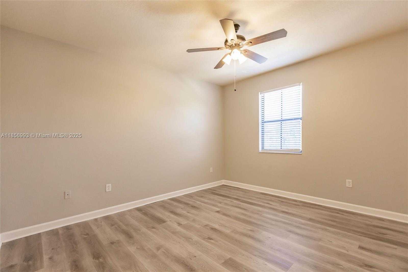 Small Image of 9108 SOUTH WEST 227TH LN, Cutler Bay Number 23