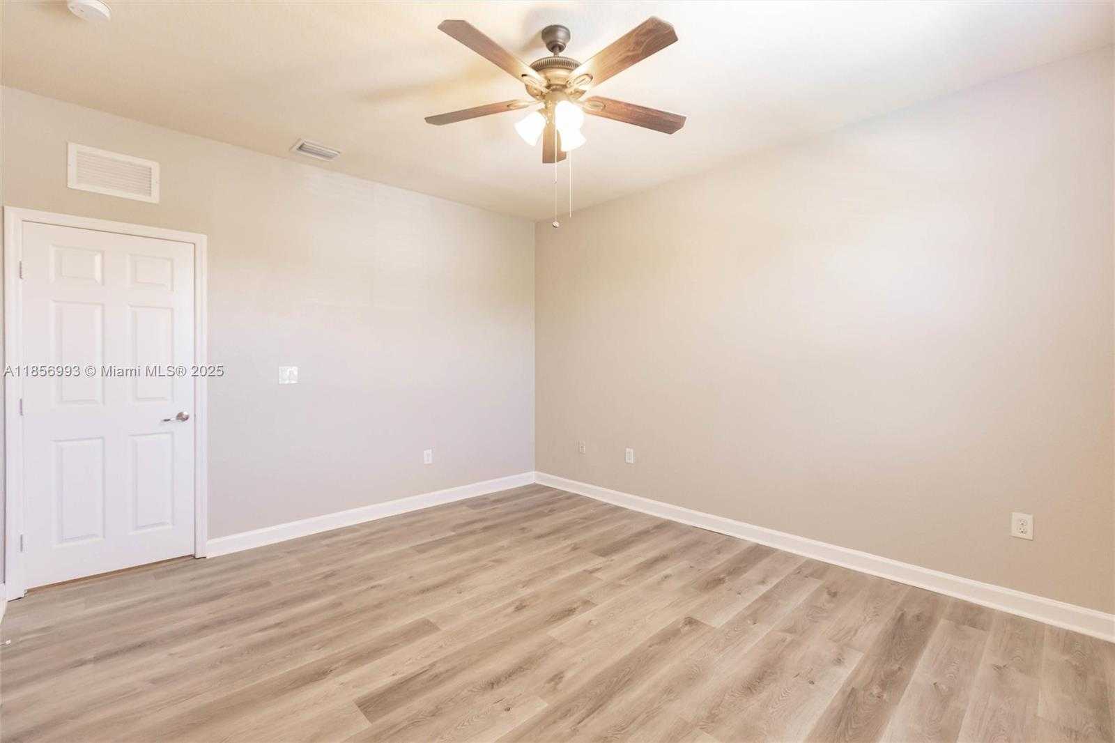 Small Image of 9108 SOUTH WEST 227TH LN, Cutler Bay Number 24