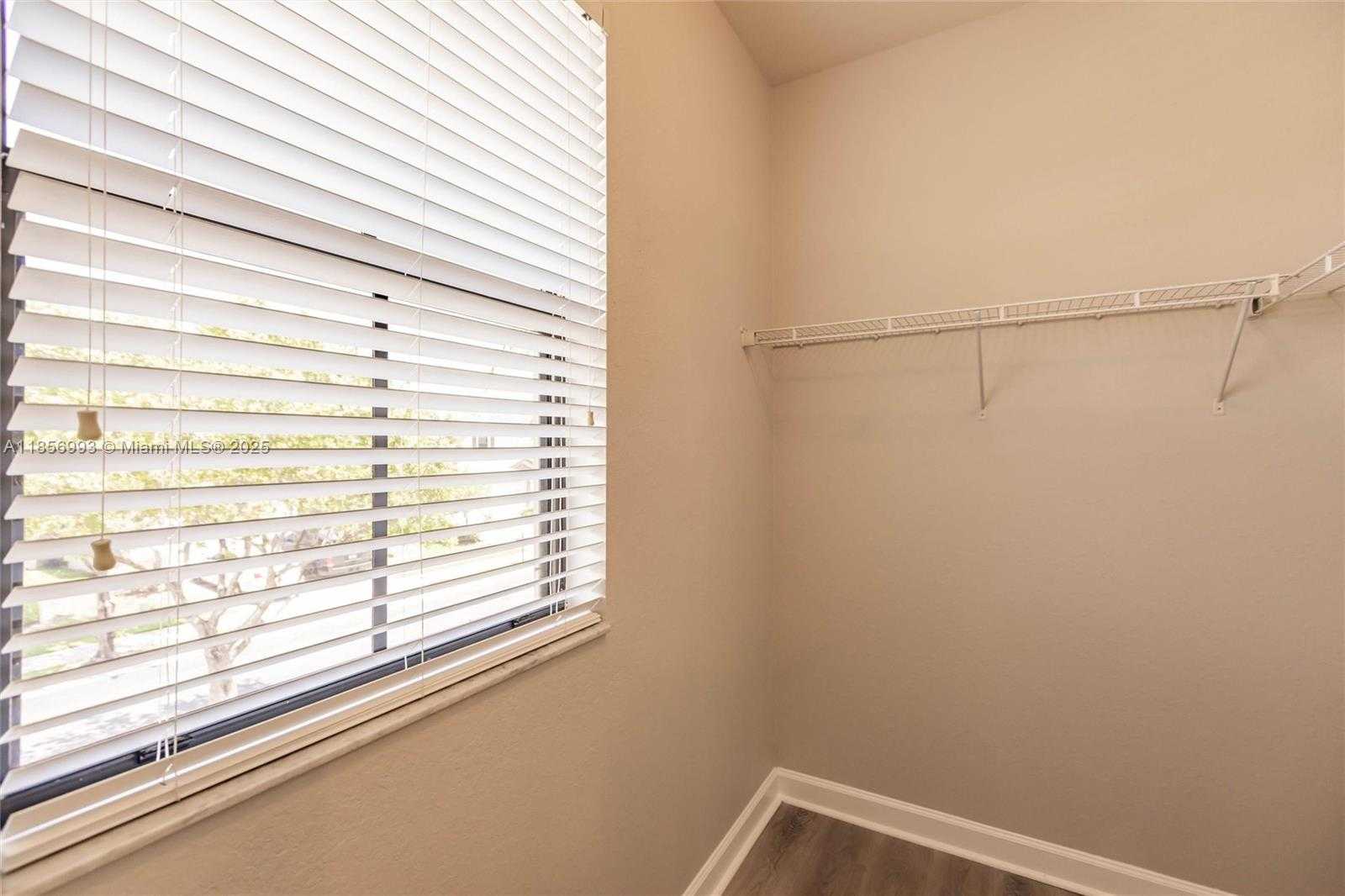 Small Image of 9108 SOUTH WEST 227TH LN, Cutler Bay Number 26