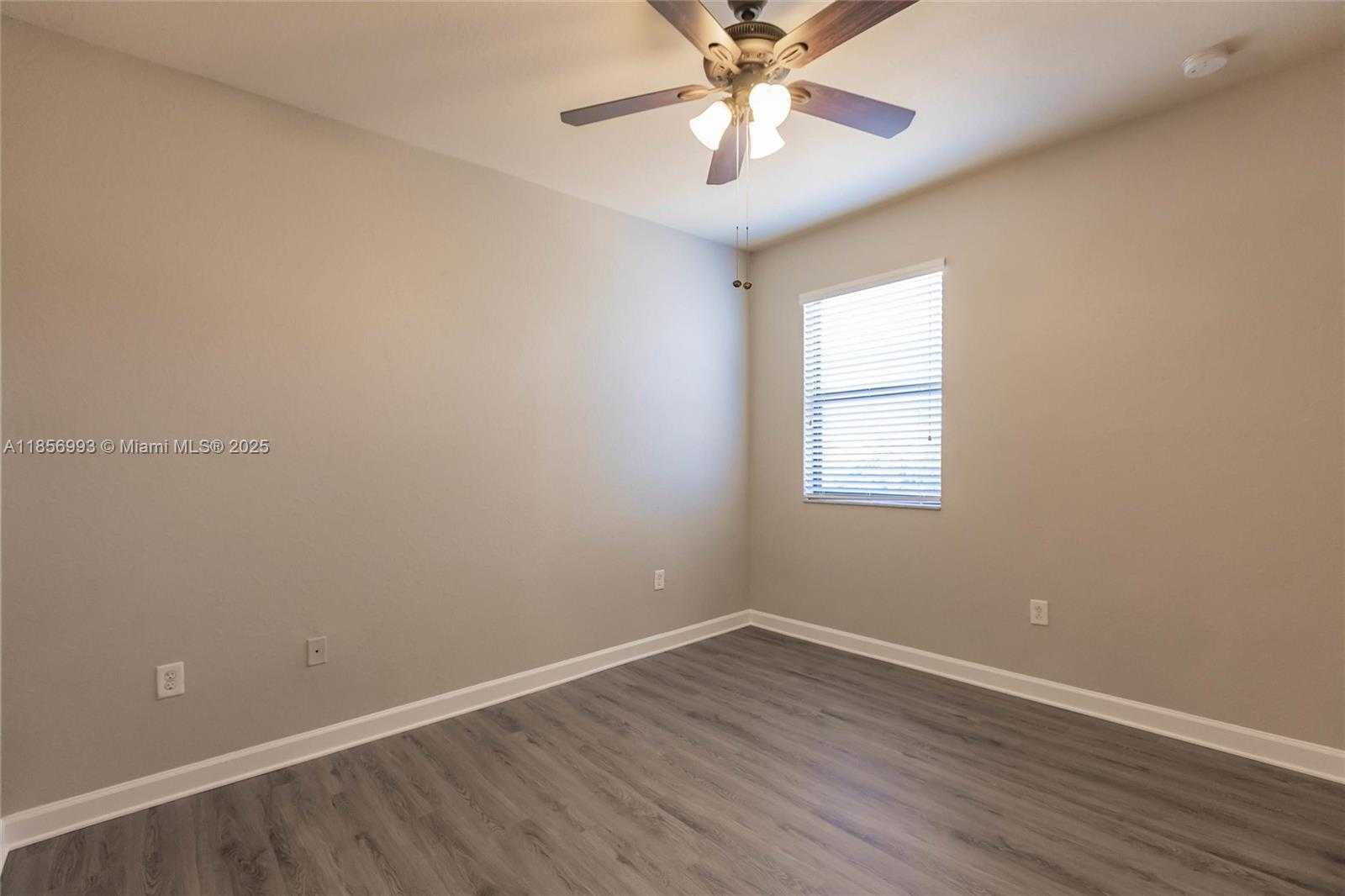 Small Image of 9108 SOUTH WEST 227TH LN, Cutler Bay Number 32