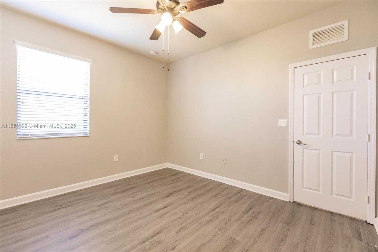 Small Image of 9108 SOUTH WEST 227TH LN, Cutler Bay Number 35