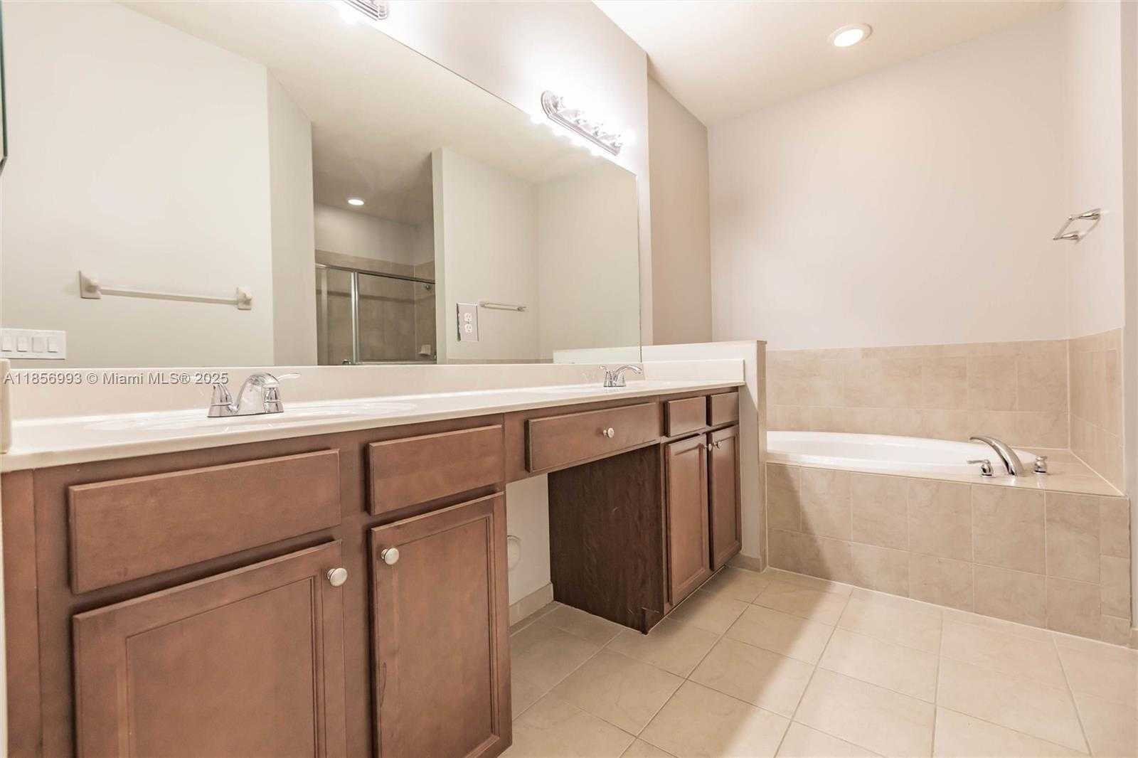 Small Image of 9108 SOUTH WEST 227TH LN, Cutler Bay Number 43