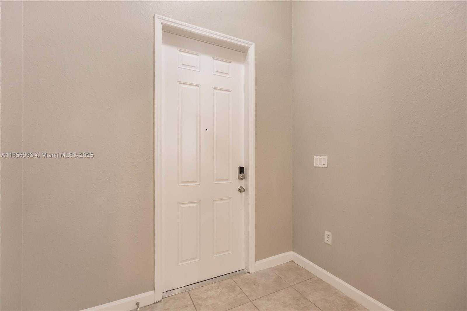 Small Image of 9108 SOUTH WEST 227TH LN, Cutler Bay Number 6