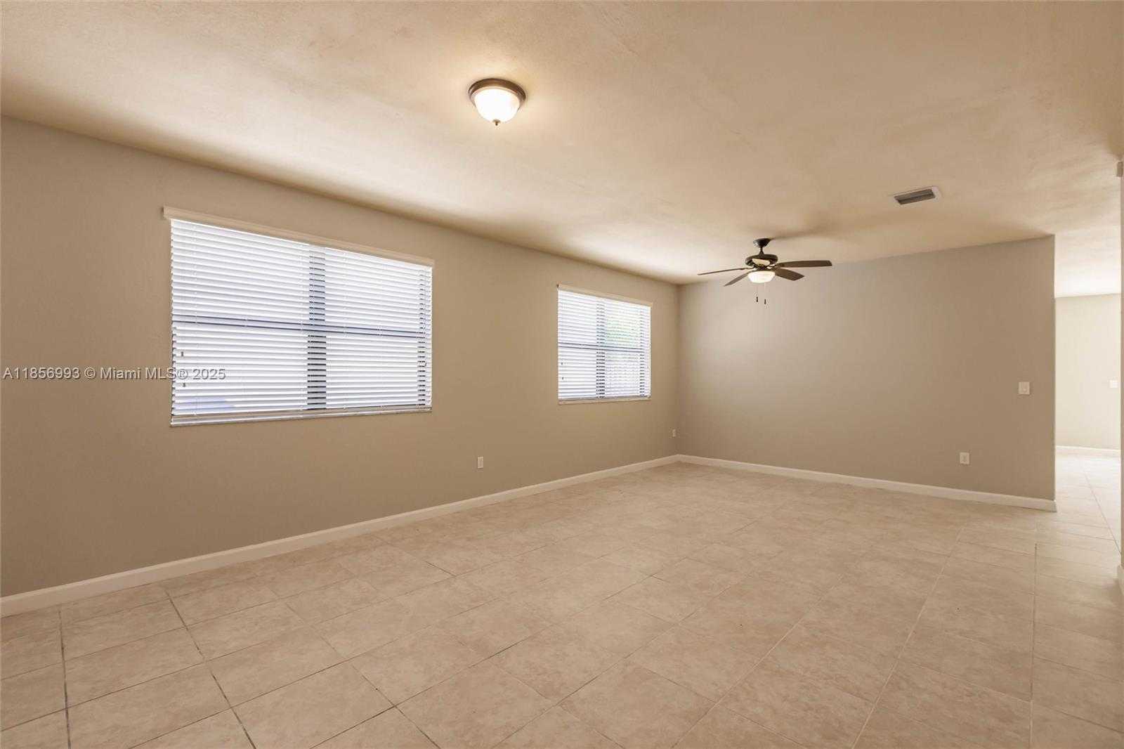 Small Image of 9108 SOUTH WEST 227TH LN, Cutler Bay Number 8