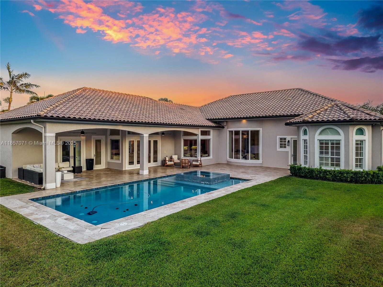 Small Image of 14443 SOUTH JOCKEY CIR SOUTH, Davie Number 10