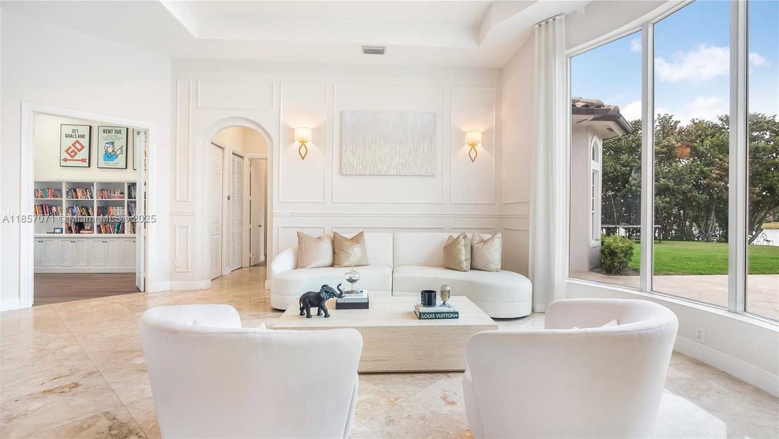 Small Image of 14443 SOUTH JOCKEY CIR SOUTH, Davie Number 19