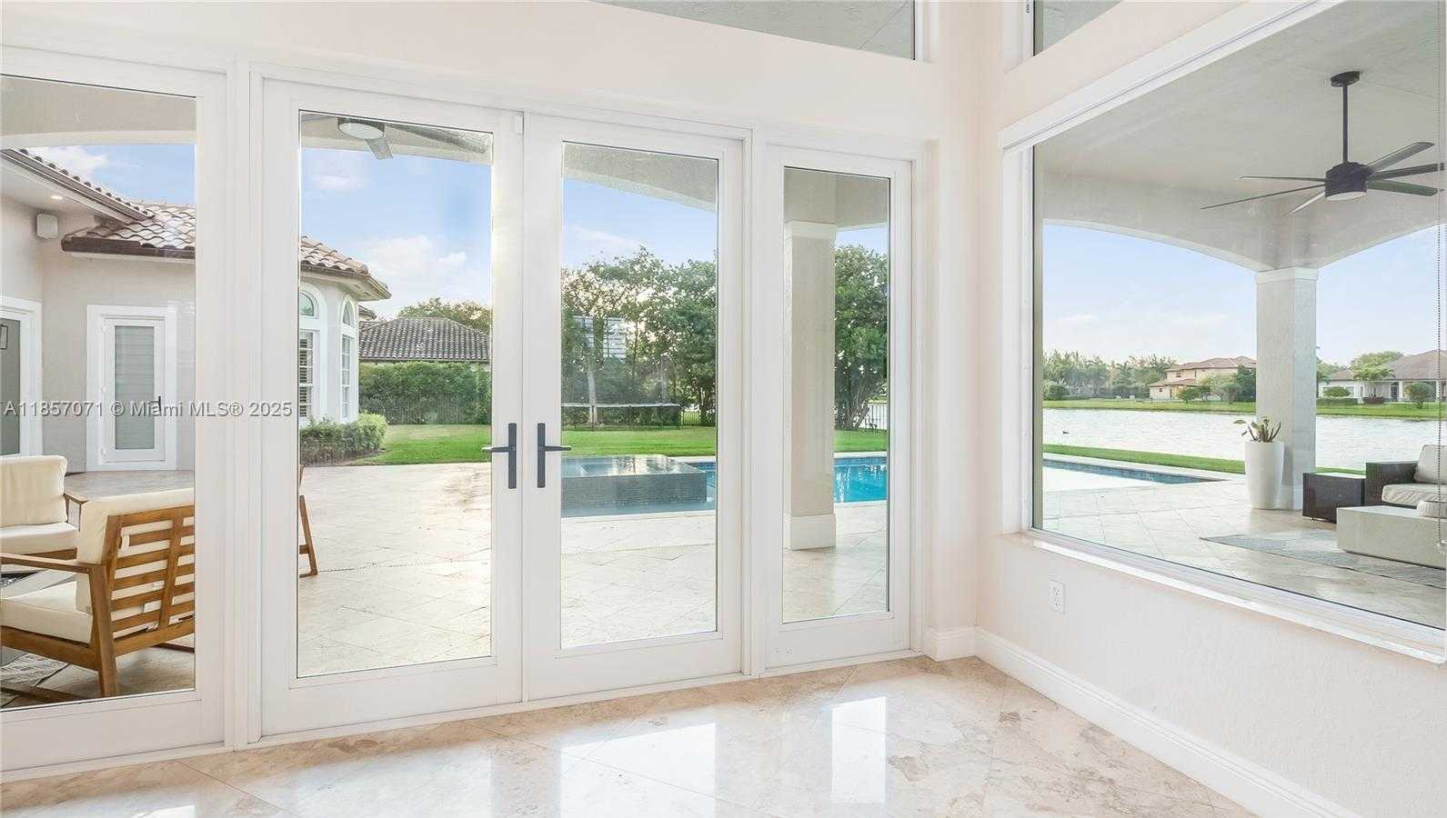 Small Image of 14443 SOUTH JOCKEY CIR SOUTH, Davie Number 27