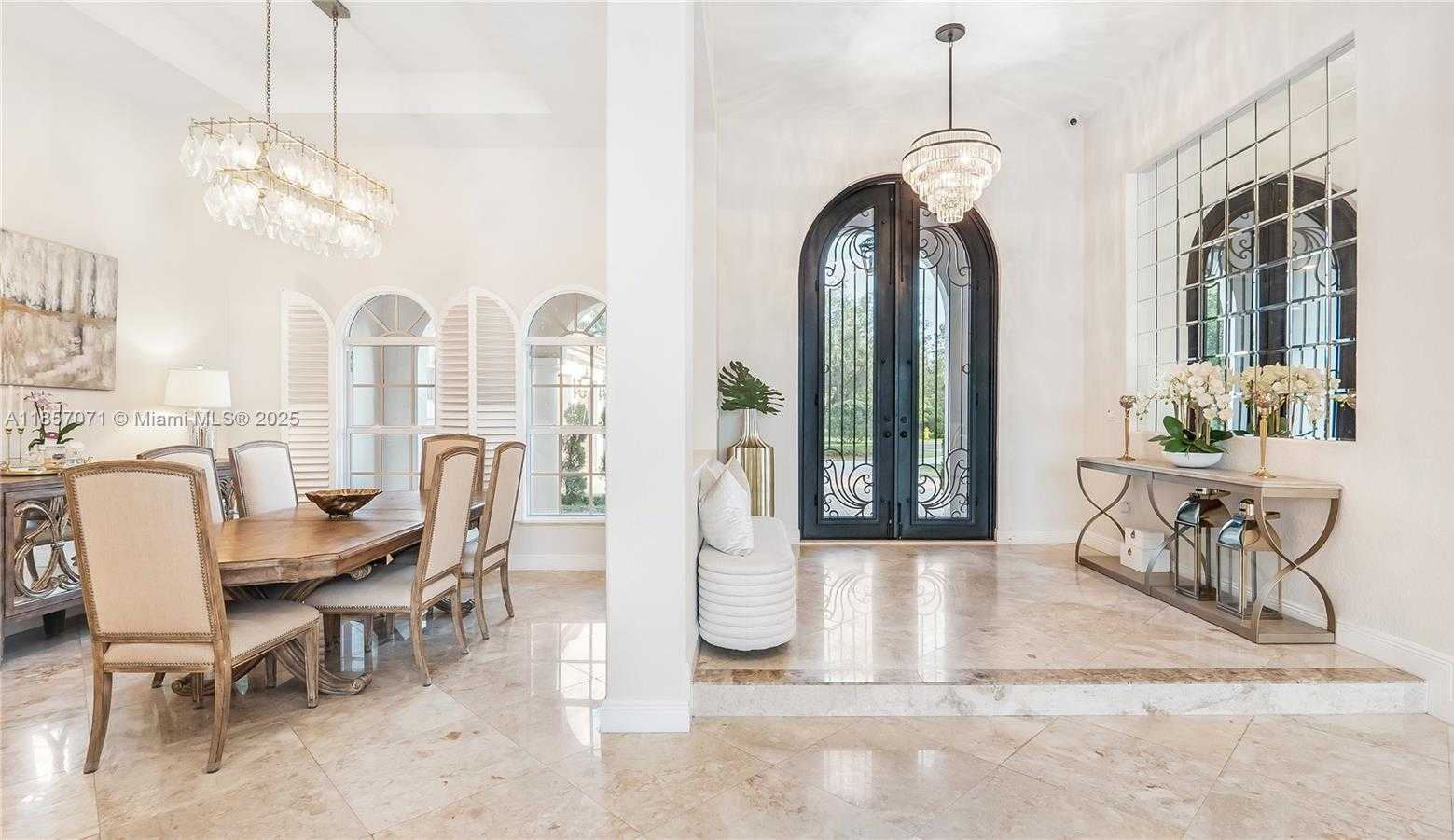 Small Image of 14443 SOUTH JOCKEY CIR SOUTH, Davie Number 46