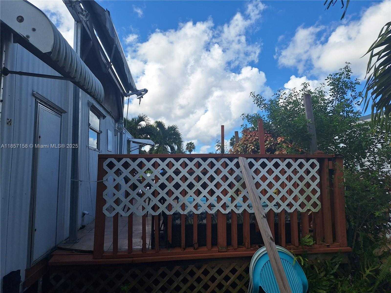 Small Image of 35303 SOUTH WEST 180TH AVE LOT 312, Homestead Number 15