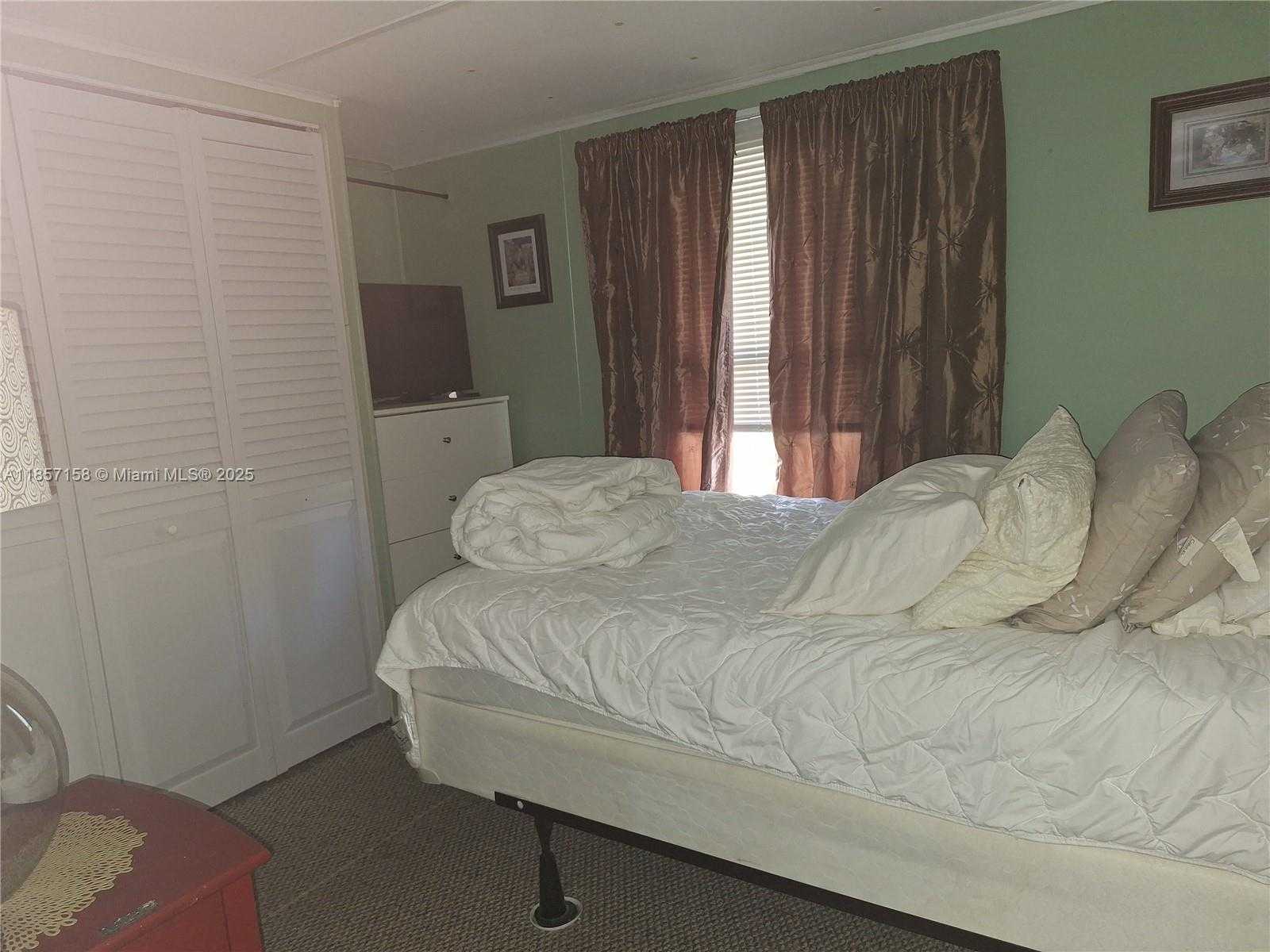 Small Image of 35303 SOUTH WEST 180TH AVE LOT 312, Homestead Number 20