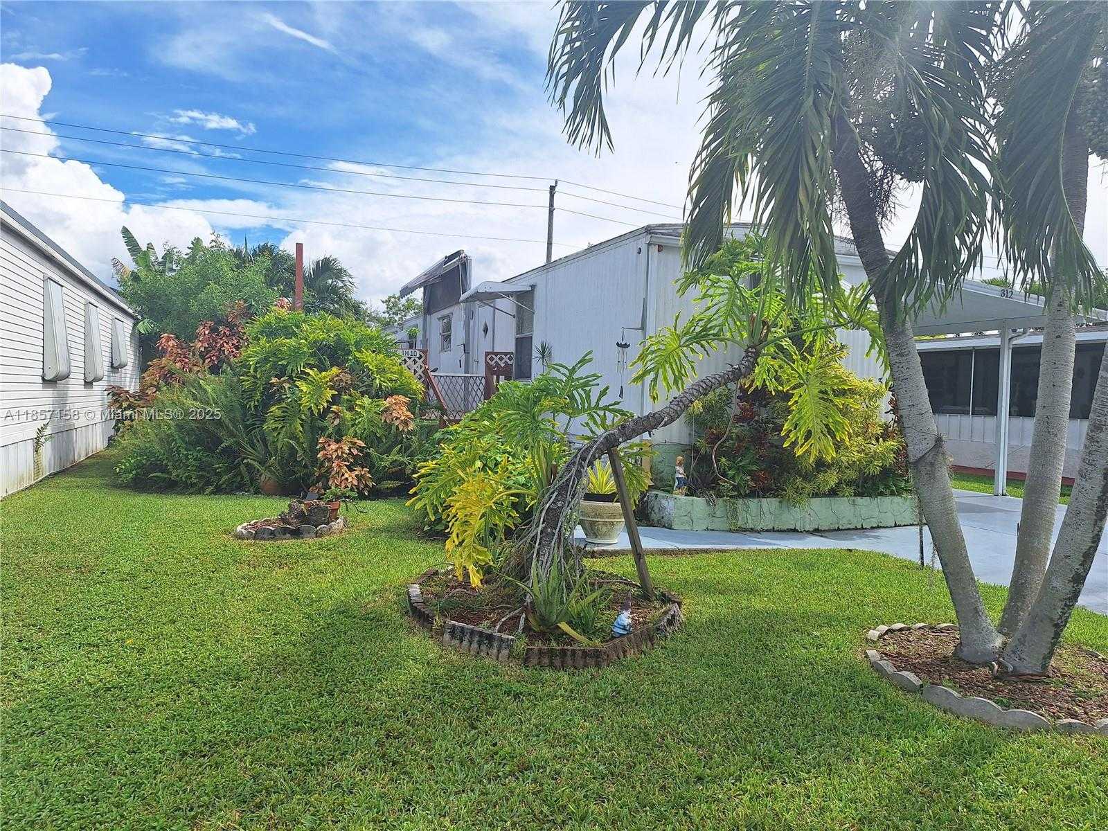 Small Image of 35303 SOUTH WEST 180TH AVE LOT 312, Homestead Number 3