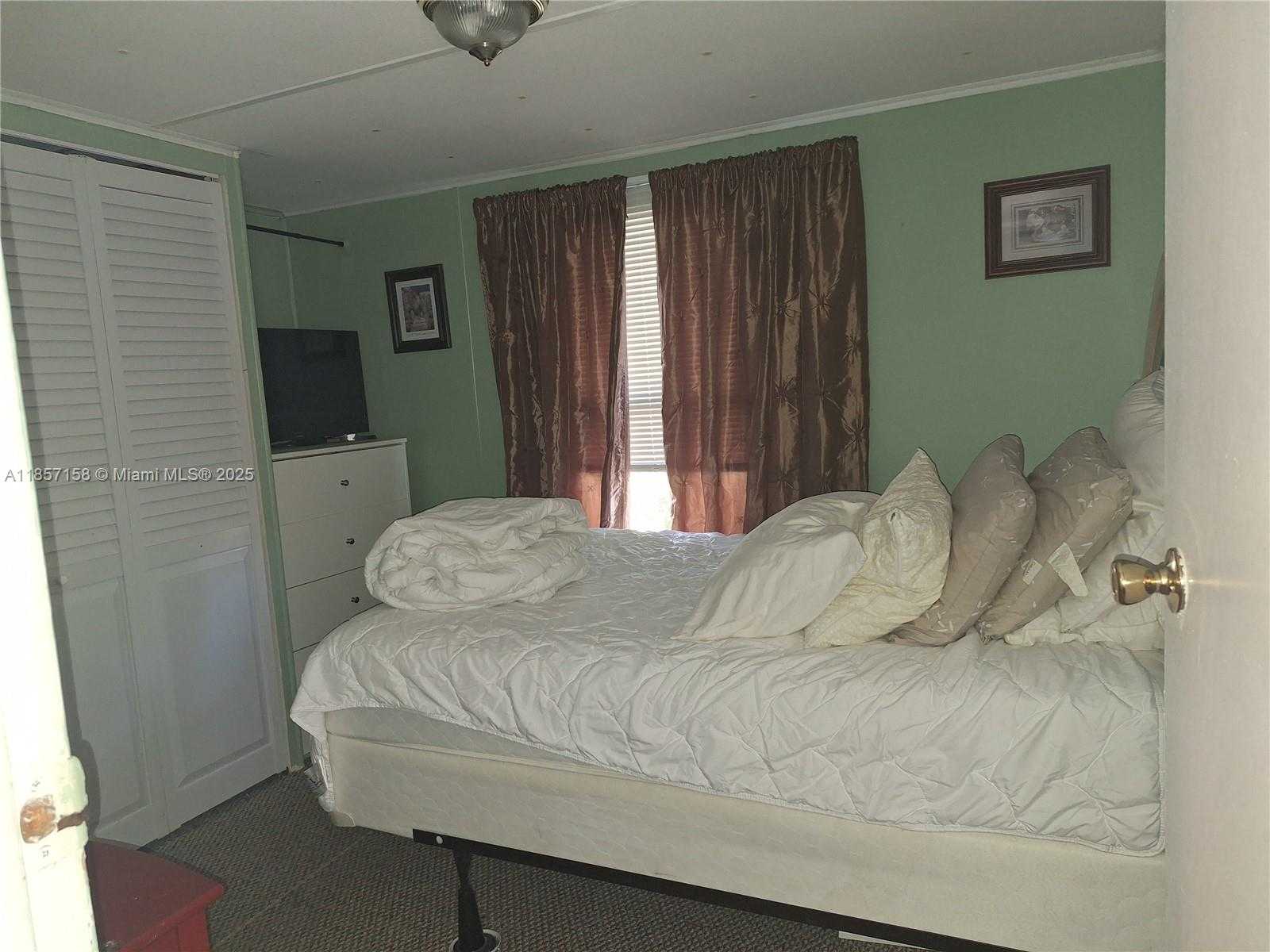 Small Image of 35303 SOUTH WEST 180TH AVE LOT 312, Homestead Number 38