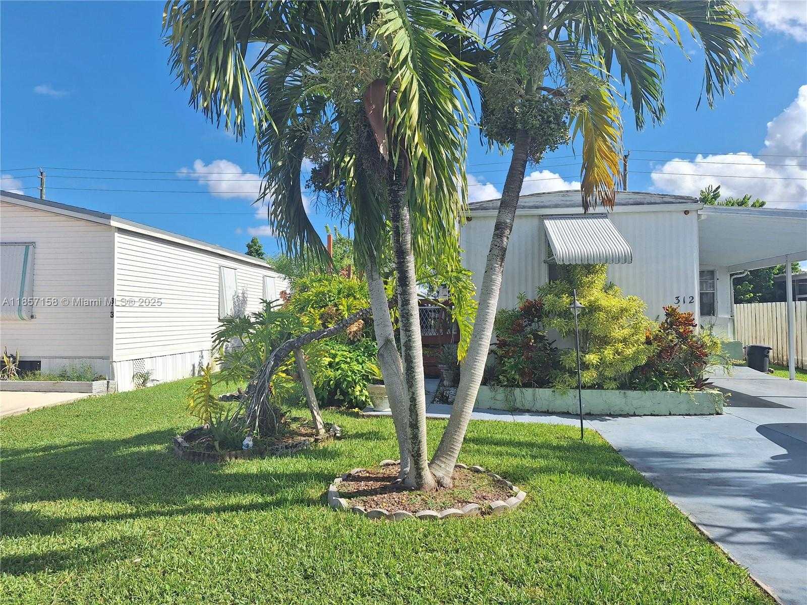 Small Image of 35303 SOUTH WEST 180TH AVE LOT 312, Homestead Number 7
