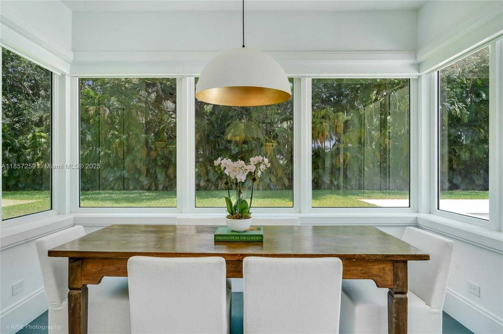 Small Image of 5501 SNAPPER CREEK RD, Coral Gables Number 13