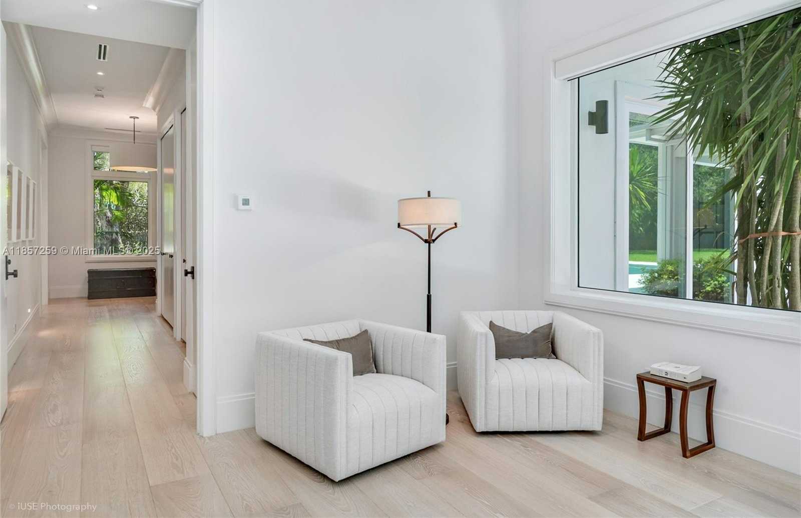 Small Image of 5501 SNAPPER CREEK RD, Coral Gables Number 24