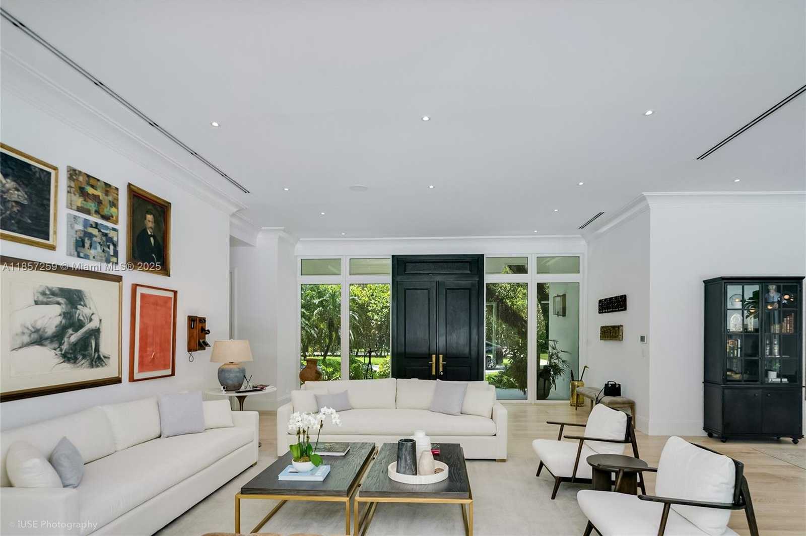Small Image of 5501 SNAPPER CREEK RD, Coral Gables Number 7