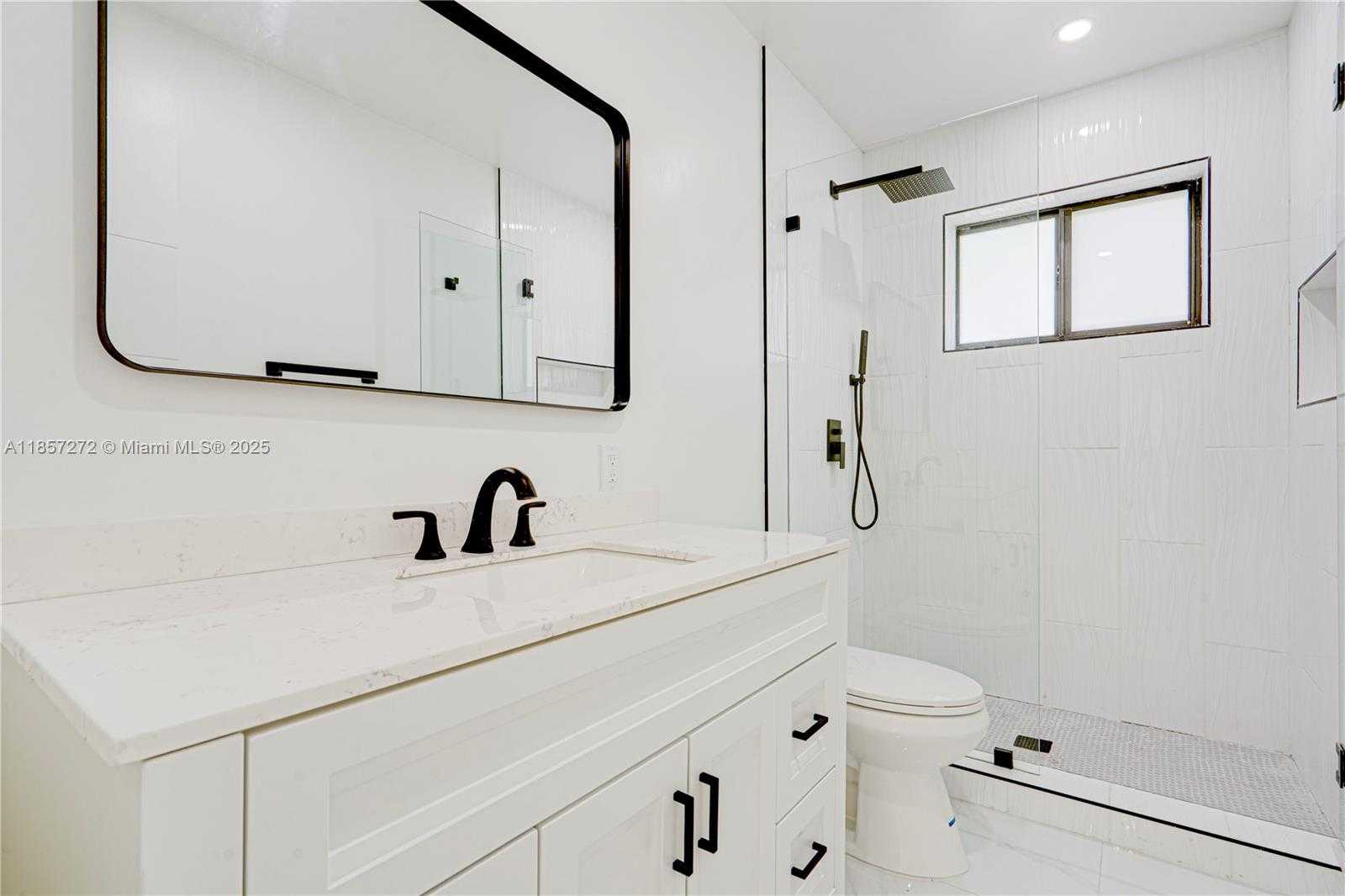 Small Image of 175 NORTH EAST 120TH ST, North Miami Number 14