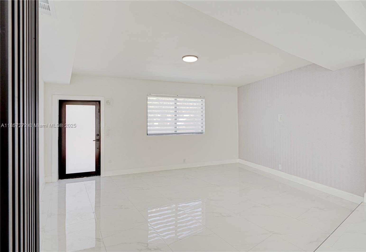 Small Image of 175 NORTH EAST 120TH ST, North Miami Number 17