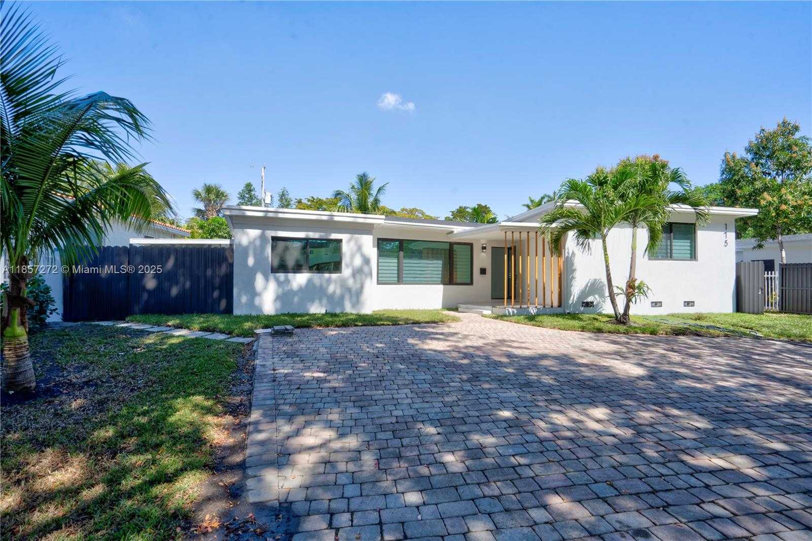Small Image of 175 NORTH EAST 120TH ST, North Miami Number 23