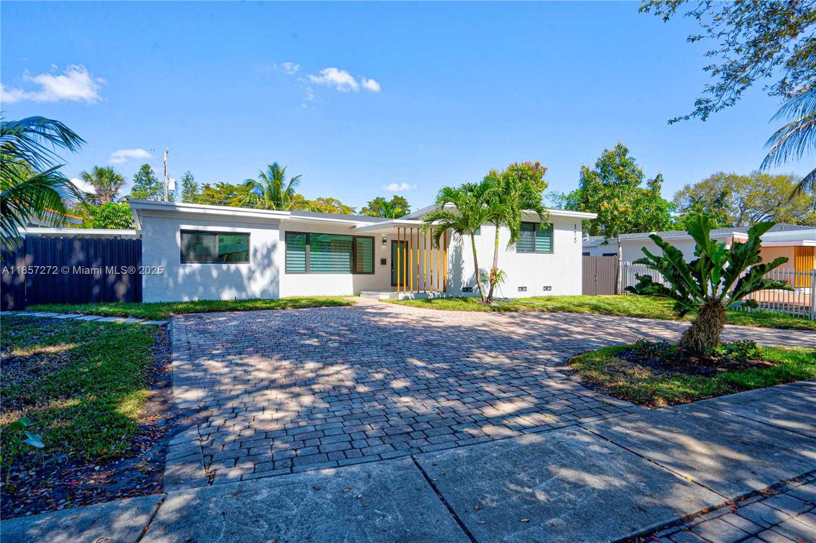 Small Image of 175 NORTH EAST 120TH ST, North Miami Number 3