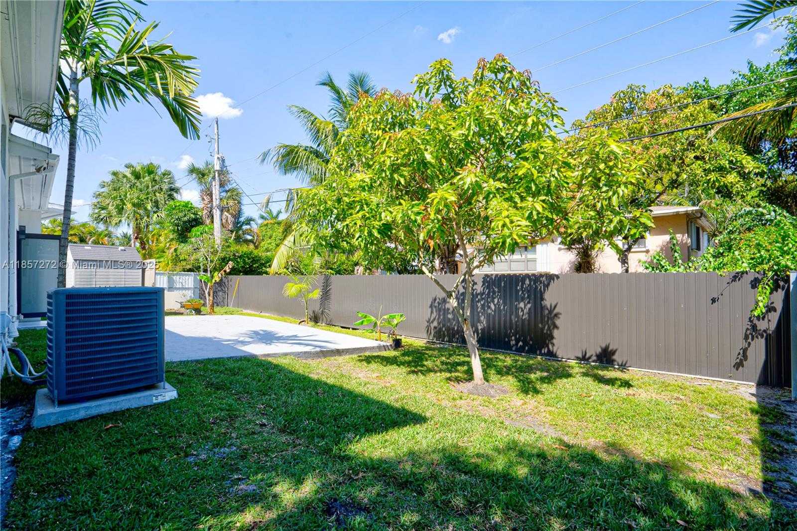 Small Image of 175 NORTH EAST 120TH ST, North Miami Number 36