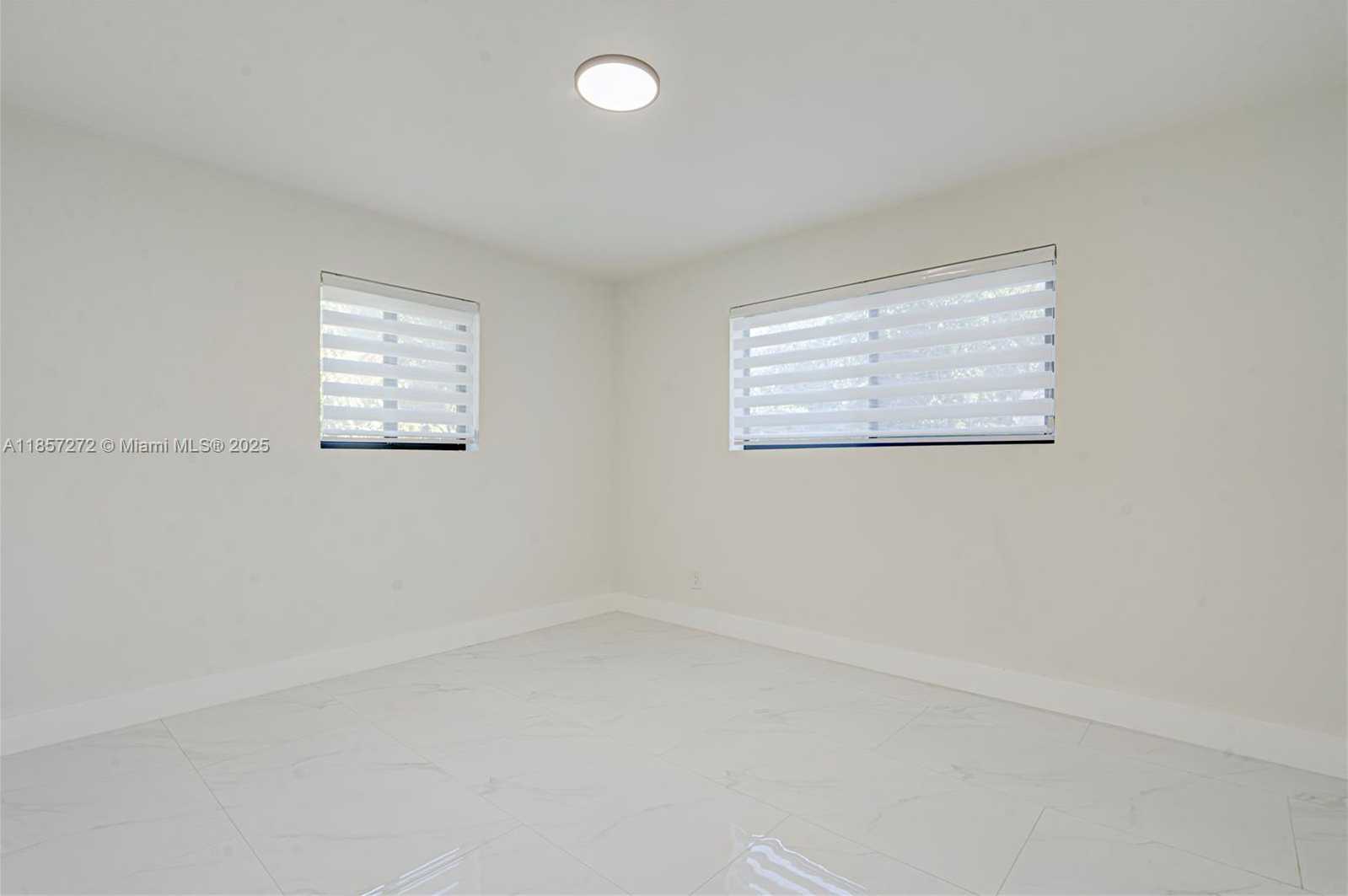 Small Image of 175 NORTH EAST 120TH ST, North Miami Number 37